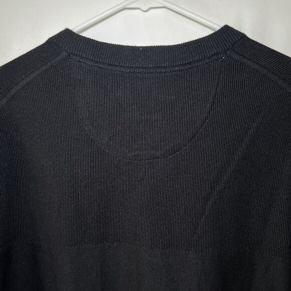 Tommy Bahama Island Zone V Neck Sweater Men Size Medium Black Coolmax Poly Blend - Picture 10 of 11